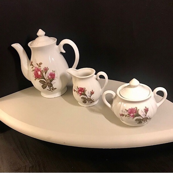 Other - 🌹 Vintage WWII Japanese China Royal Rose Tea Set